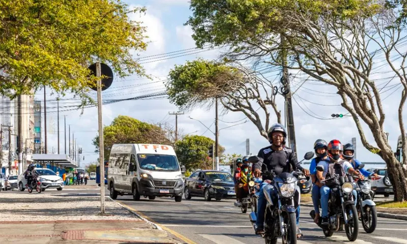 Prazo para pagamento do licenciamento de veículos com placas final 7 termina em 31 de agosto de 26