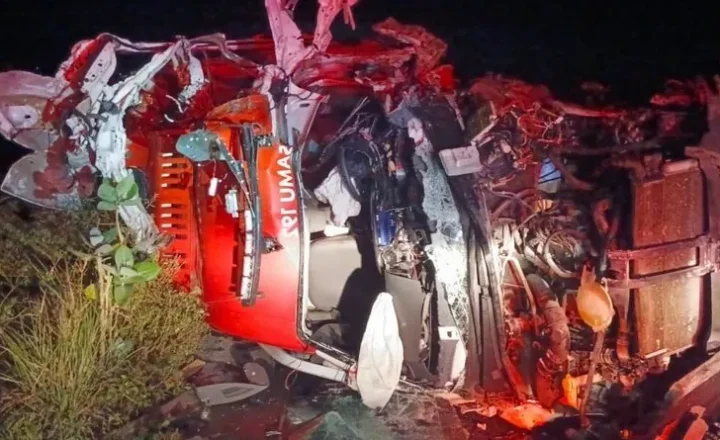 MOTORISTA DE AMBULÂNCIA DO SAMU MORRE APÓS ACIDENTE NA SE-230