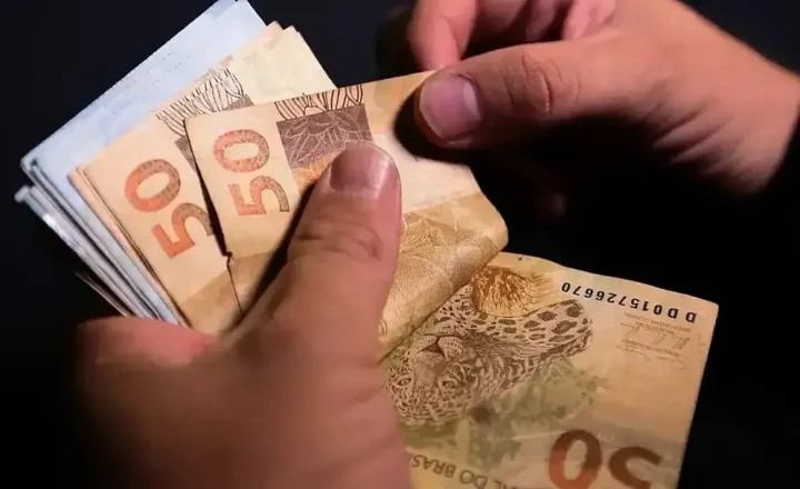 Valor do salário mínimo em 2027