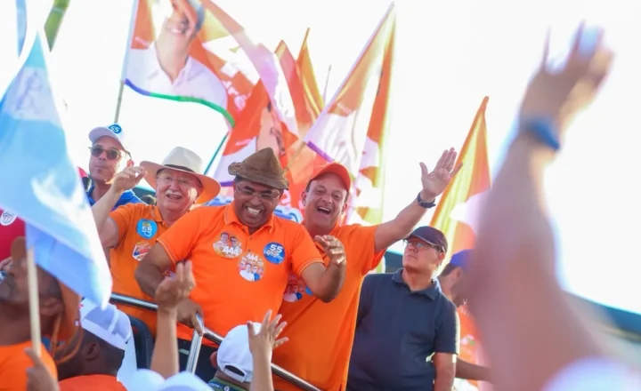 ANDRÉ MOURA PARTICIPA DE ENCONTRO COM LIDERANÇAS EM SOCORRO