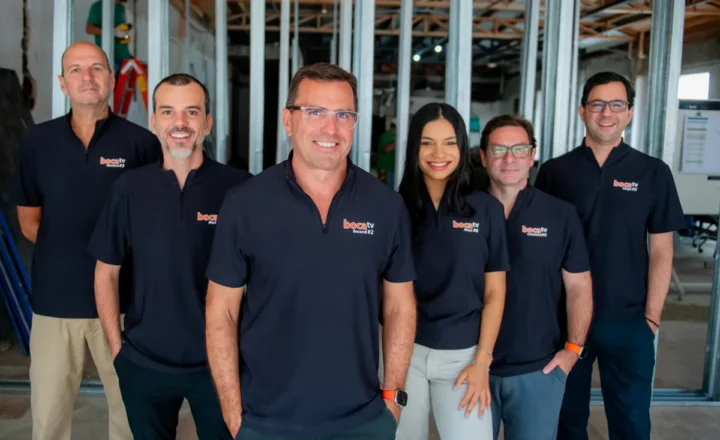 Equipe do BocaTV Canal, novo projeto do jornalista Rodrigo Bocardi (Créditos: @wagnerbritofotografia)