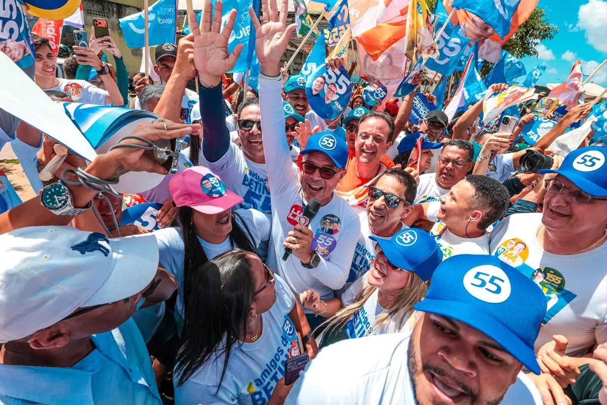 Fábio Mitidieri participa de grande carreata em Socorro com milhares de apoiadores