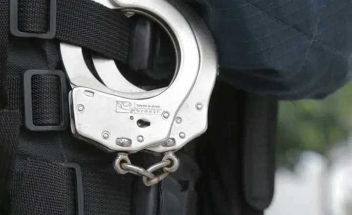 HOMEM COM MANDADO POR ESTUPRO DE VULNERÁVEL É PRESO EM ARACAJU
