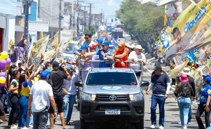 Lula e Flávio mobilizam apoiadores em Aracaju no último domingo antes do primeiro turno