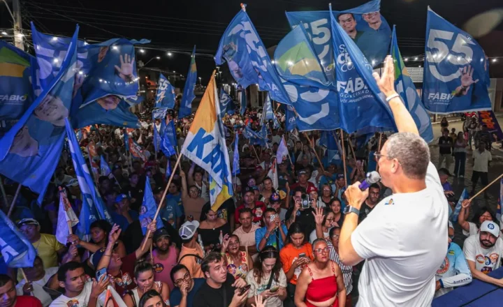 Fábio Mitidieri arrasta multidão em Poço Verde e Simão Dias com resultados, propostas e diálogo