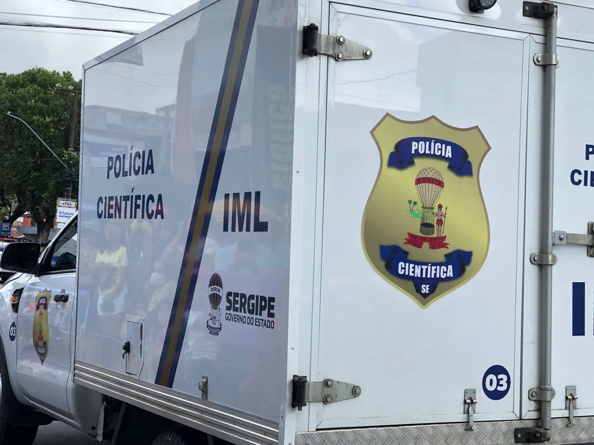 MULHER MORRE APÓS ACIDENTE COM TRÊS VEÍCULOS EM LARANJEIRAS