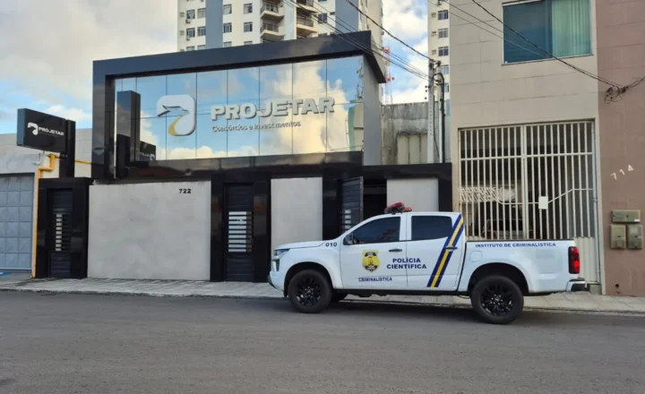 Operação Carta Marcada cumpre 11 mandados contra suspeitos de fraudes com consórcios em Aracaju