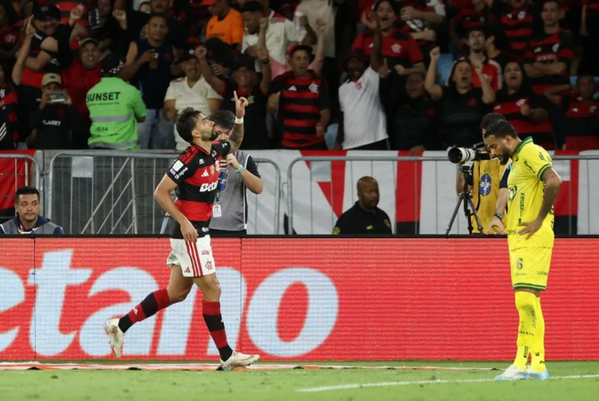 Rádio Nacional transmite Remo e Flamengo pelo Brasileirão hoje - Agência Brasil