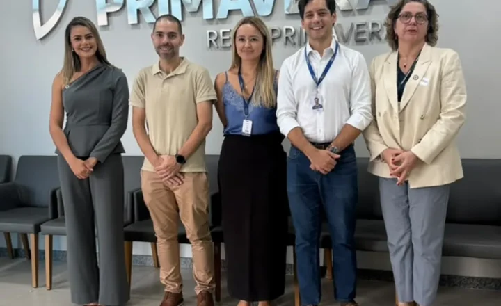Rede Primavera Saúde recebe representantes do Ministério da Saúde para discutir ampliação de parceria com o SUS