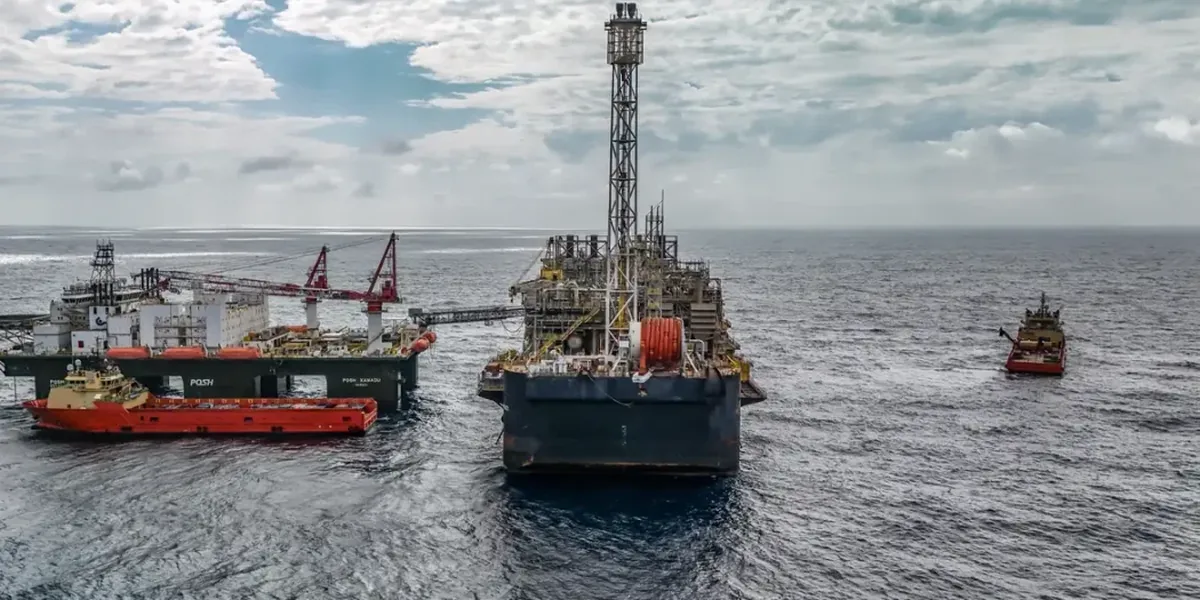 navio mar EBC