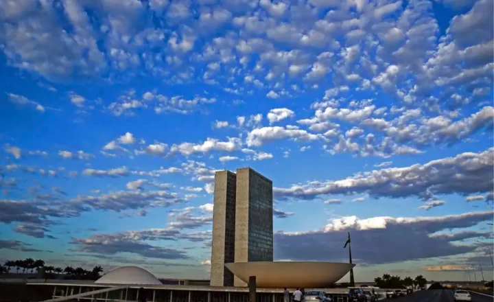 CACB e CNM discutem adoção do voto distrital misto no Brasil - Brasil 61