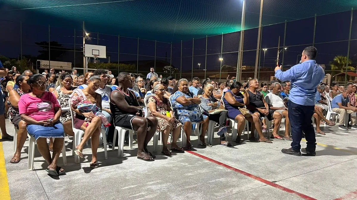 Escritura na Mão: Prefeitura inicia cadastro social para regularização fundiária de imóveis em comunidade no bairro Aeroporto