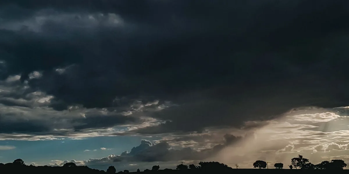 Feriado tem alerta para tempestades em quase todo o país - Agência Brasil