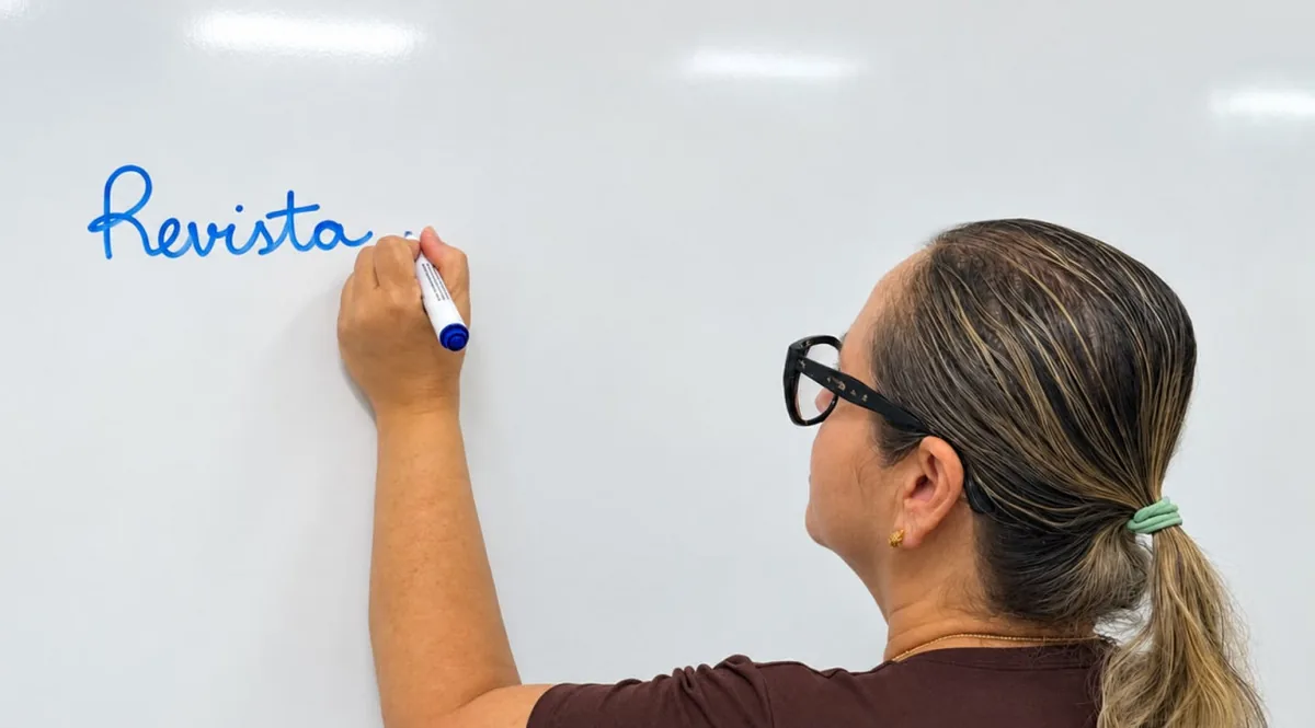 Investimentos em infraestrutura e valorização salarial fortalecem professores da rede pública estadual