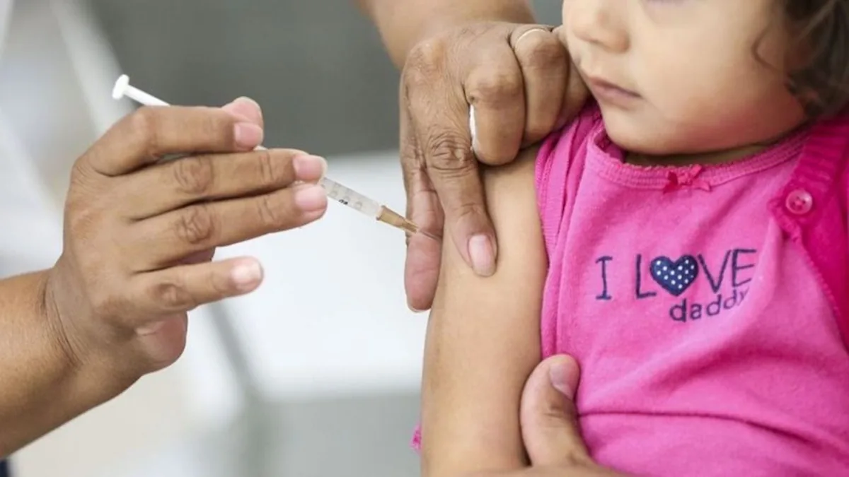 Remessa com vacina para crianças de 5 a 11 anos deve chegar ao Brasil no dia 14 de janeiro