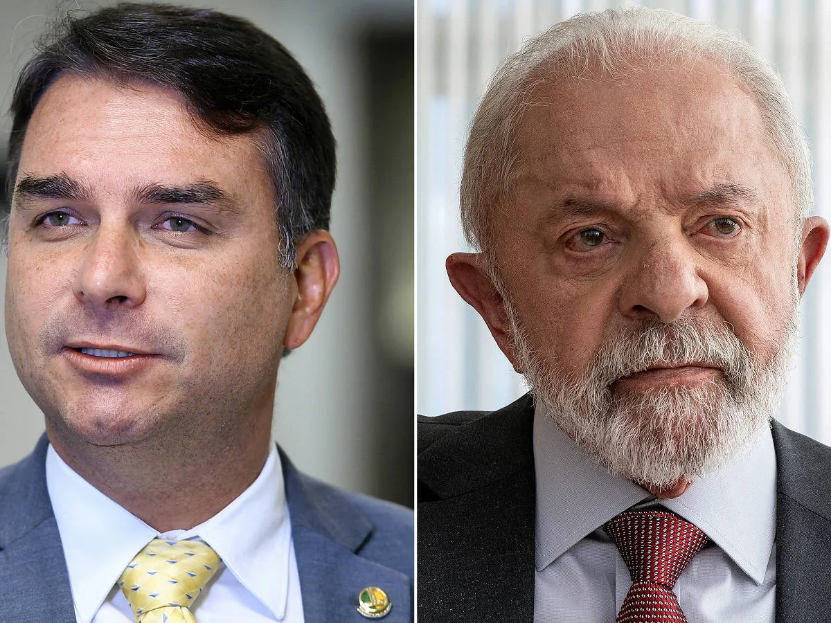 Dois homens aparecem em retratos lado a lado. O da esquerda é um homem de meia-idade com cabelo escuro, veste terno cinza, camisa branca e gravata amarela com padrão. O da direita é um homem mais velho, com cabelo e barba grisalhos, veste terno escuro, camisa branca e gravata vermelha com padrão. Am