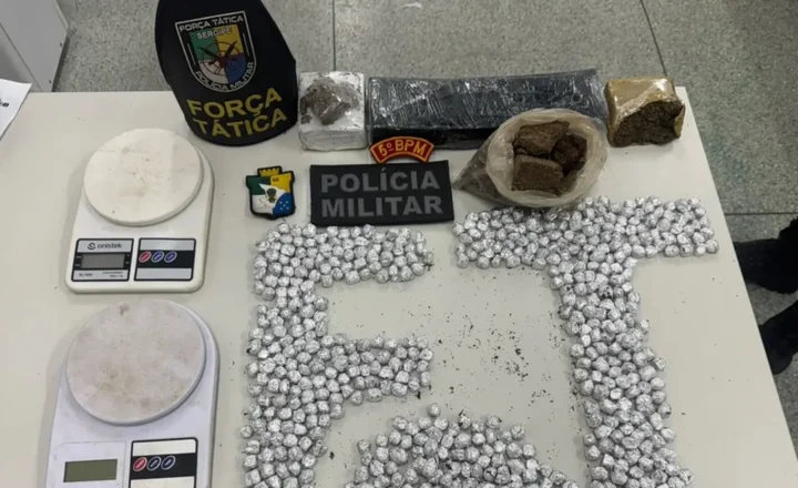 PM apreende mais de 2 kg de maconha após suspeito de tráfico fugir em Nossa Senhora do Socorro
