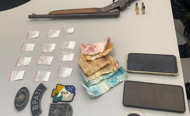 PM prende dupla por suspeita de tráfico de drogas em Boquim