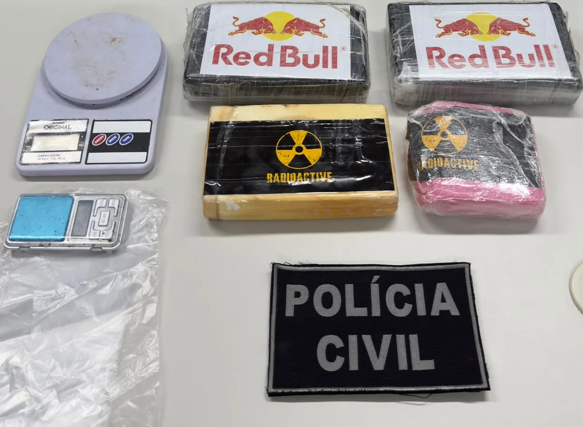 Polícia Civil prende foragido da Justiça e apreende 3,7 kg de cocaína em Estância