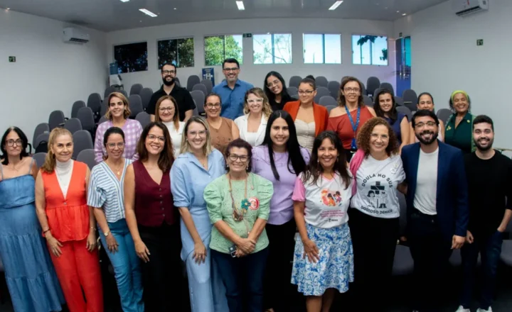 Saúde de Sergipe reúne gestores para fortalecer a prevenção da mortalidade materna e infantil no estado