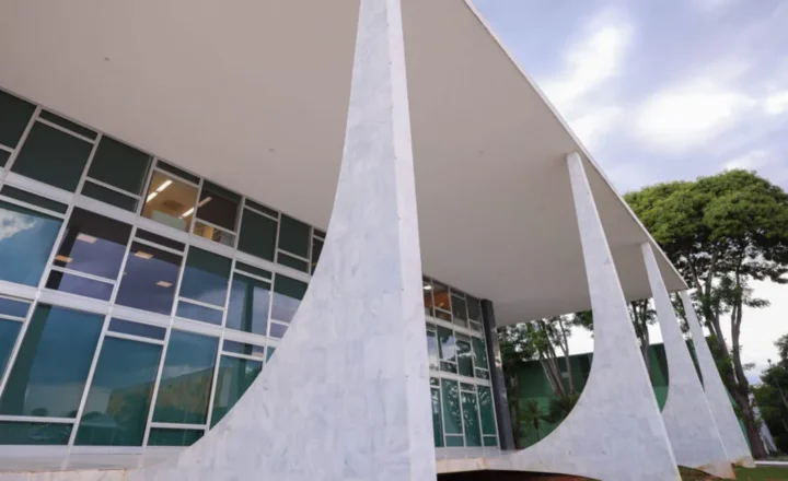 Fachada do edifício-sede do STF