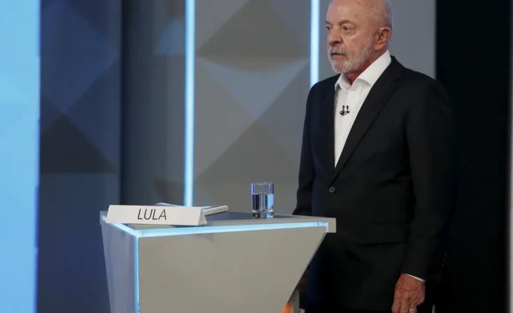 Lula e o PT votaram contra a Constituição de 1988? Entenda o tema citado por Flávio Bolsonaro em debate da TV Globo - O GLOBO